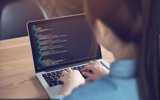 喀什 api php源码,下载的php源码怎么运行呢？